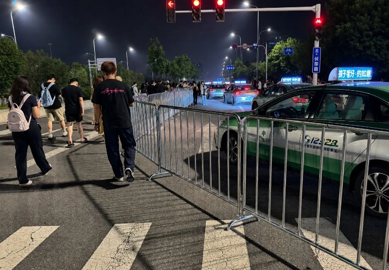 อุปสรรคในการแยกคนเดินเท้าและยานพาหนะ